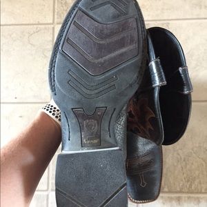 Men’s Ariat boots